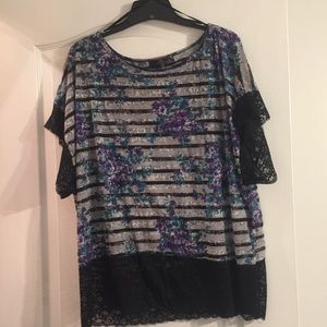 Floral and Lace Plus Size Top | Size: 3X